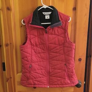 Columbia Women's Crimson Quilted Vest